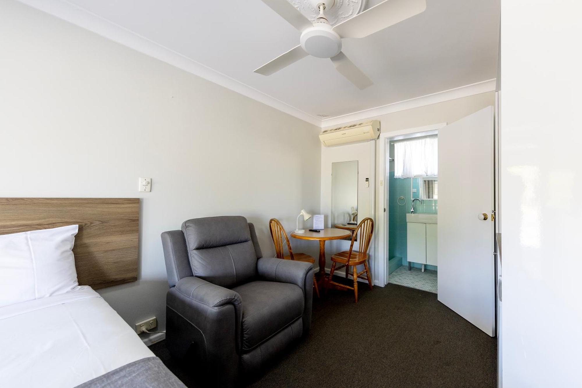 Breeze Inn 13 Princes Highway, Ulladulla (Adults Only) Mollymook Exterior photo